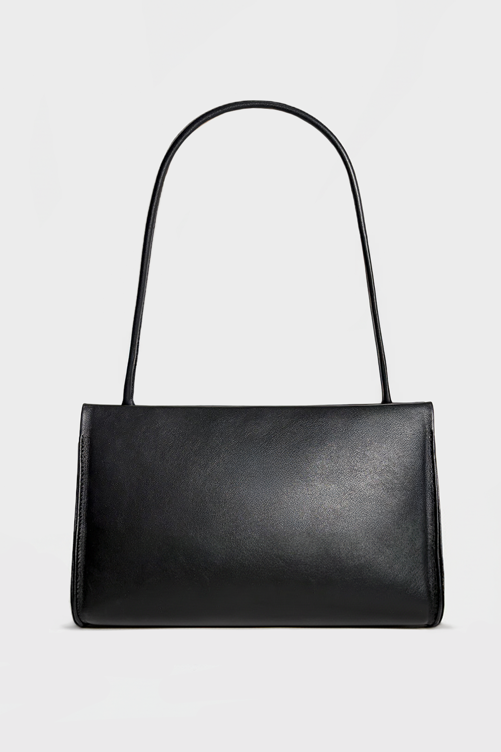 Teardrop Clutch in Smooth Black